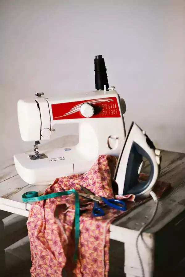 how to thread a singer 3102 sewing machine